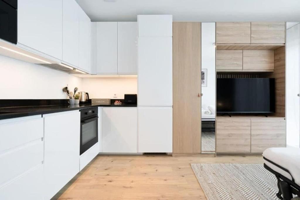 Brand New In Center- Cd7 Apartment Luxemburg